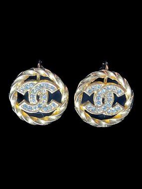 Chanel Vintage CC Rhinestone Clip on Earrings in Gold